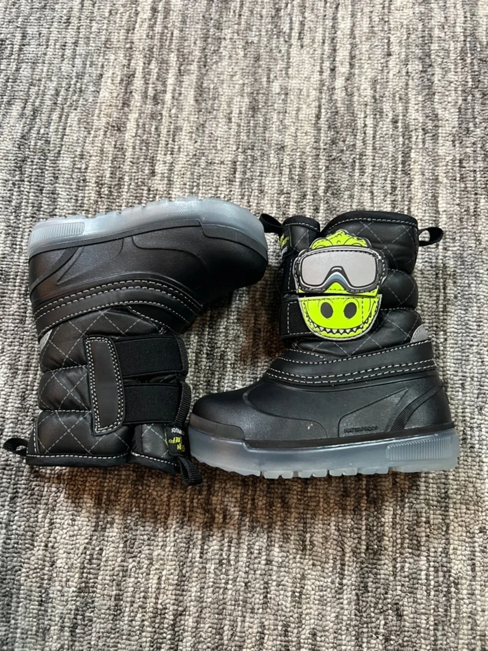 Western Chief Toddler Boys' Denali Lighted Faux Fur Dinosaur Winter Boots Size 7